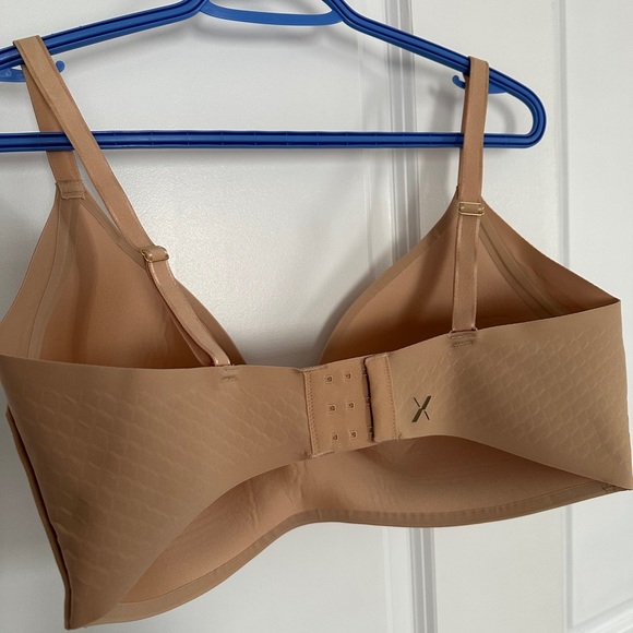 Knix wingwoman wireless size 8 - Picture 3 of 4